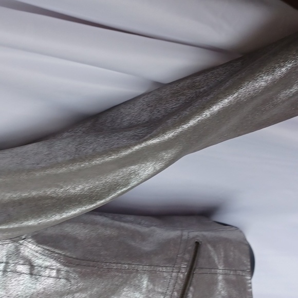 Chico’s silver leather jacket size 1 (8) - Picture 3 of 7